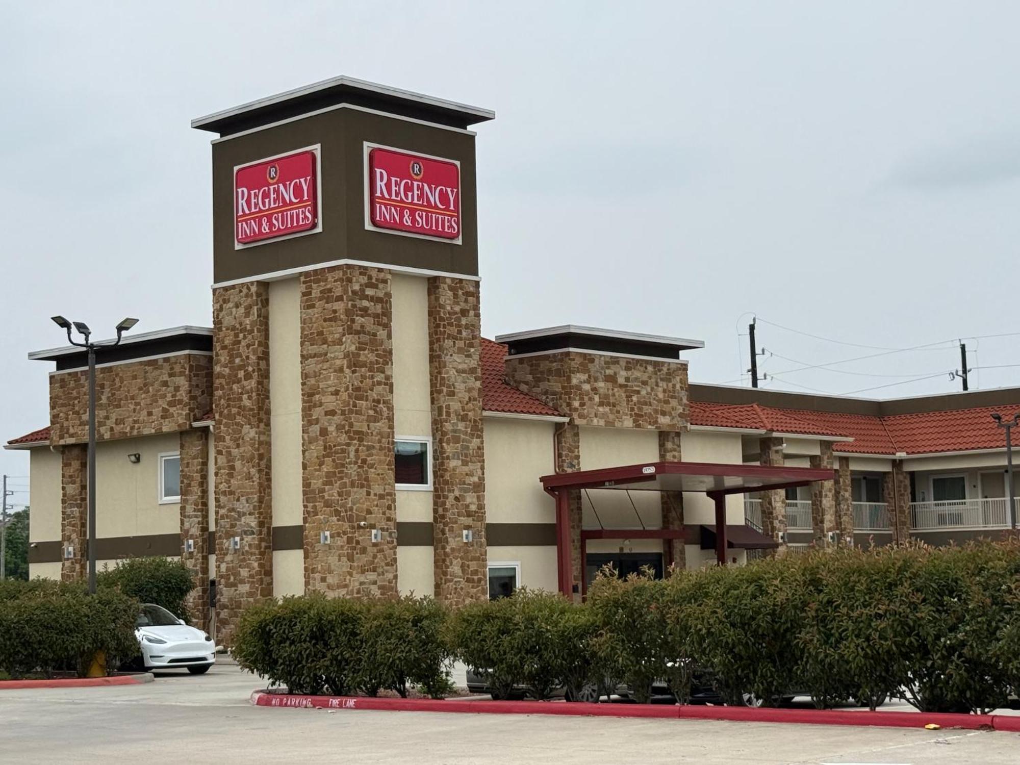 Regency Inn & Suites Humble Fm1960 - Iah Airport Kültér fotó